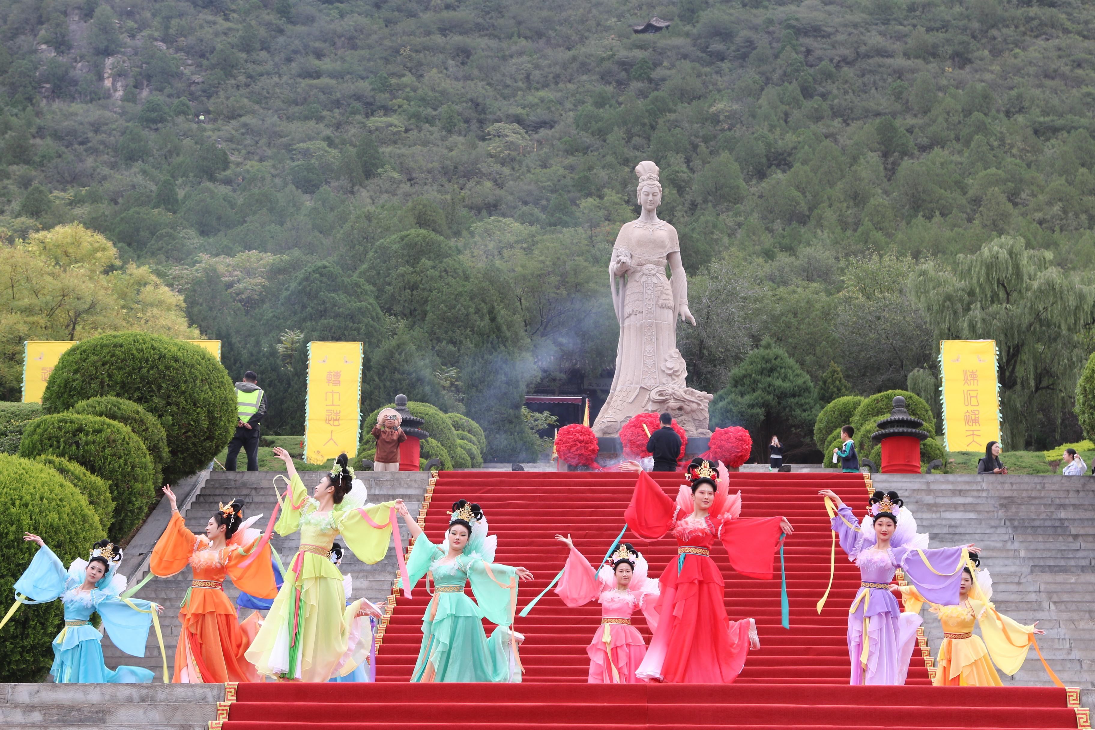 国庆遇上中秋｜在娲皇宫，与女娲娘娘一起“拼”个团圆！