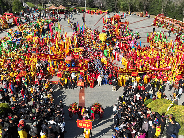 娲皇宫国潮庙会遇小长假｜在人海中遇见女娲